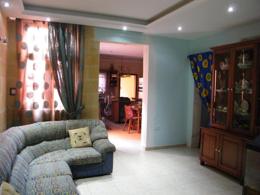 Nocturne Family House Daire Paola Dış mekan fotoğraf